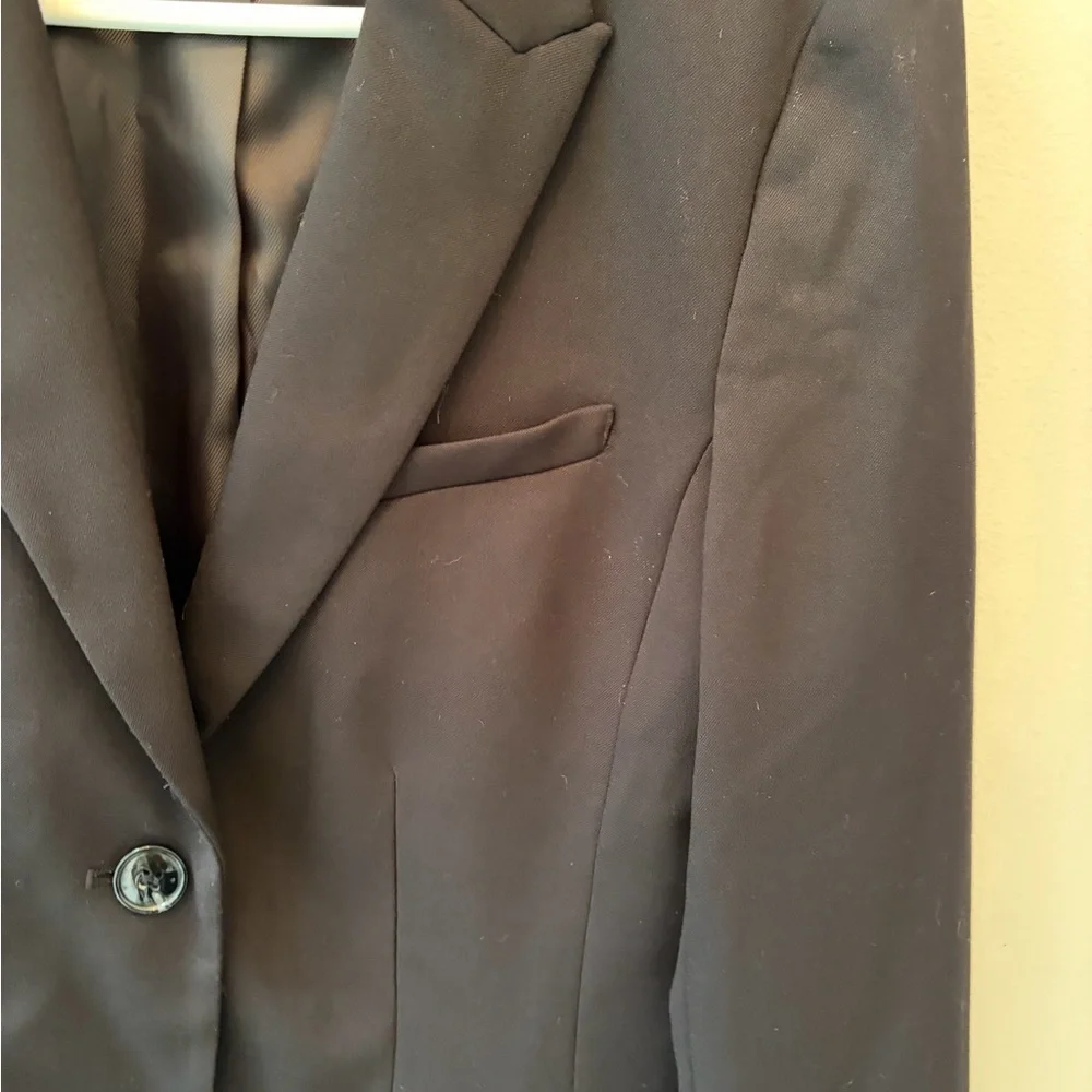 H&M Black Women's Blazer Size 12 black classic business / casual lined buttons
